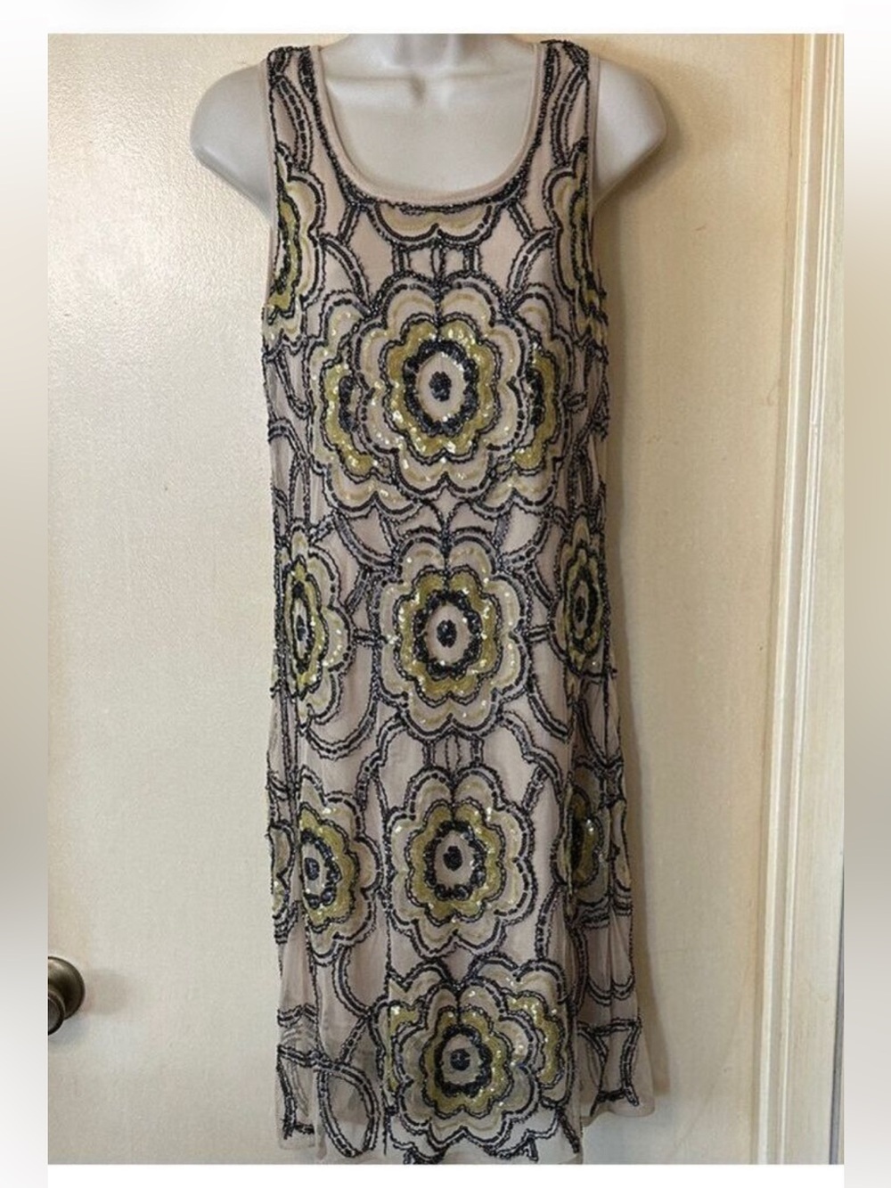 Verty Tan with Black and Green Sequins and Beads mini dress size M